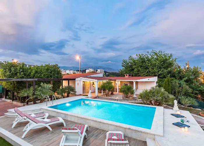 Holiday Home Split